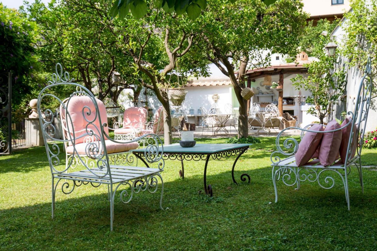 Palazzo Cacace Relais Hotel Meta Buitenkant foto