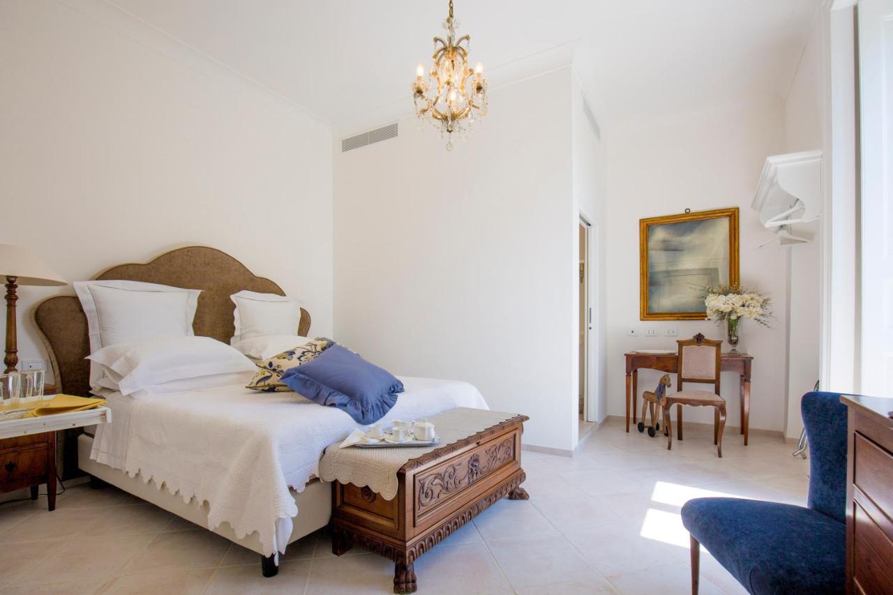 Palazzo Cacace Relais Hotel Meta Buitenkant foto